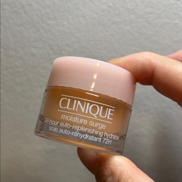 Clinique moisture set - Picture 2 of 4